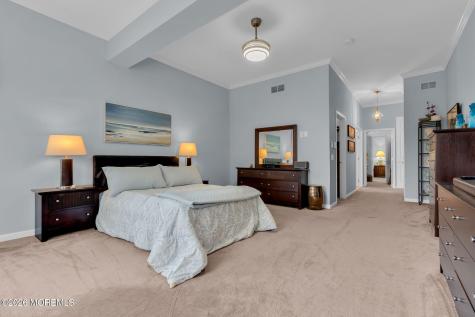 9 Winged Foot Road Jackson NJ 08527