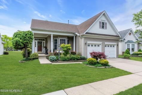 9 Winged Foot Road Jackson NJ 08527