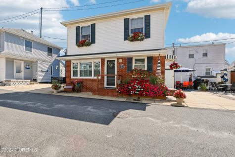 19 Coronado Road Lavallette NJ 08735