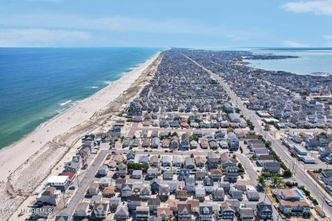 19 Coronado Road Lavallette NJ 08735