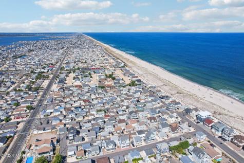 19 Coronado Road Lavallette NJ 08735