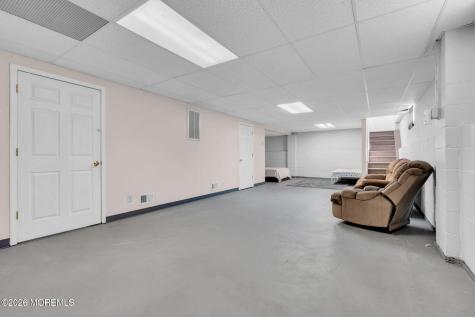 16 Avenue A Helmetta NJ 08828
