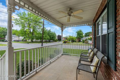 16 Avenue A Helmetta NJ 08828