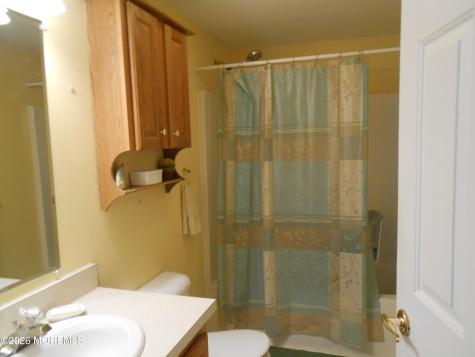 36 Fort Lee Drive Manahawkin NJ 08050