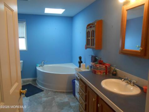 36 Fort Lee Drive Manahawkin NJ 08050