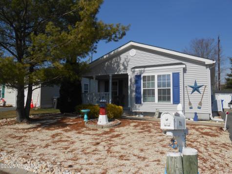 36 Fort Lee Drive Manahawkin NJ 08050
