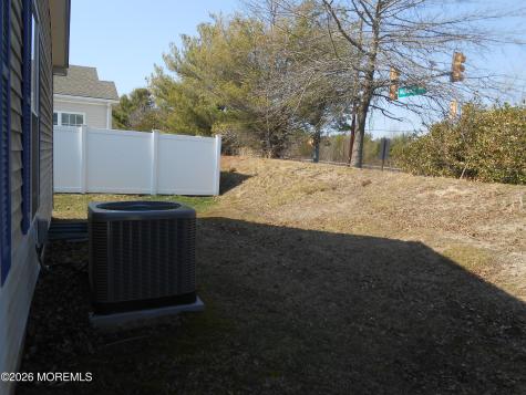 36 Fort Lee Drive Manahawkin NJ 08050