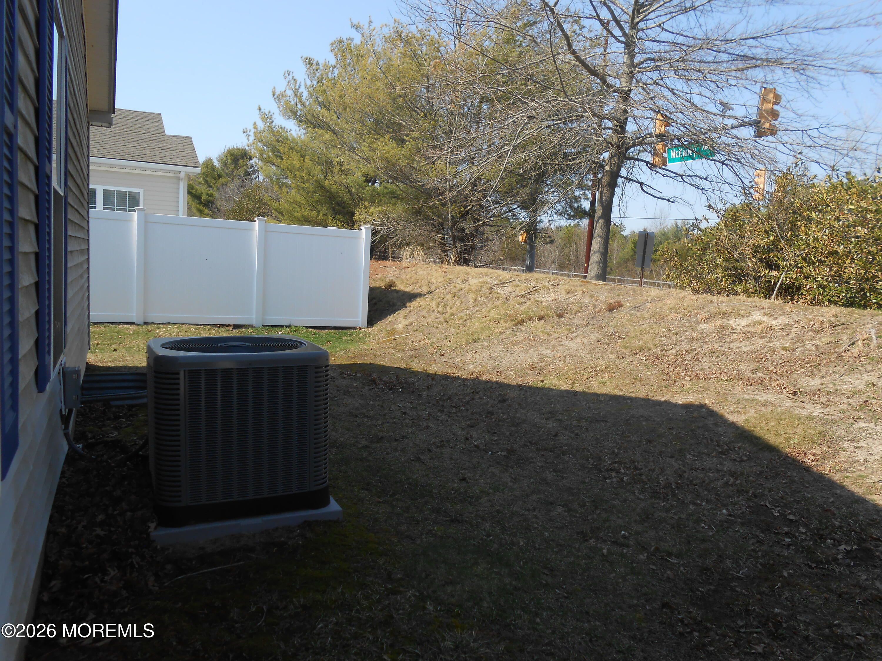 36 Fort Lee Drive Manahawkin NJ 08050