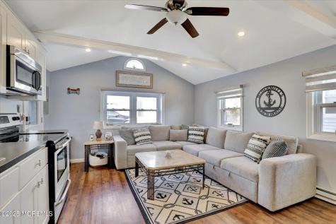 12 W Rutherford Lane Lavallette NJ 08735