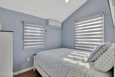 12 W Rutherford Lane Lavallette NJ 08735