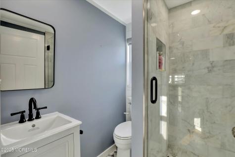 12 W Rutherford Lane Lavallette NJ 08735