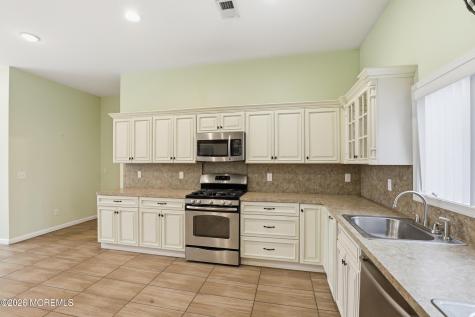 1524 Redondo Lane Lakewood NJ 08701