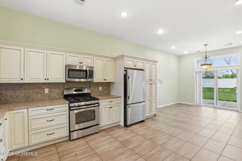 1524 Redondo Lane Lakewood NJ 08701
