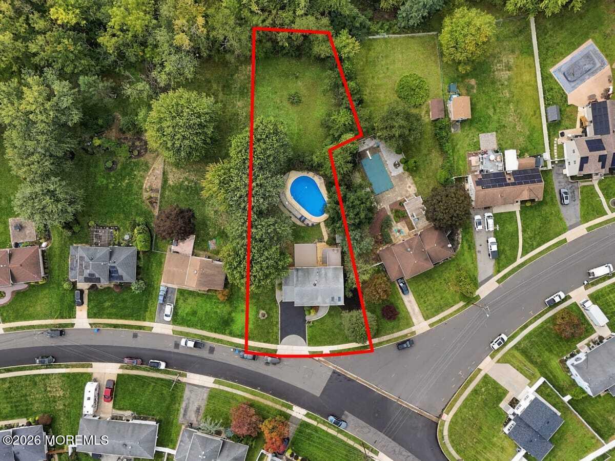 25 Koenig Lane Freehold NJ 07728