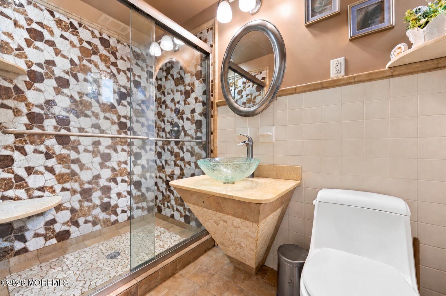 25 Koenig Lane Freehold NJ 07728