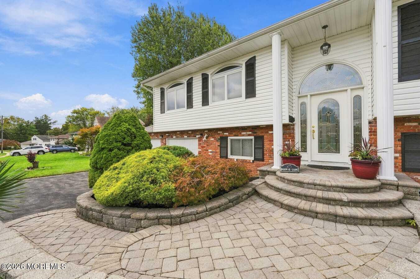 25 Koenig Lane Freehold NJ 07728