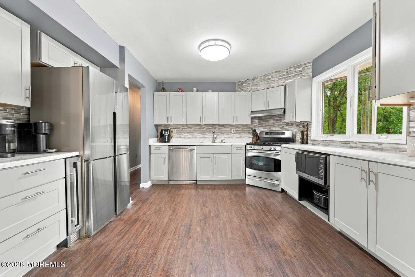25 Koenig Lane Freehold NJ 07728
