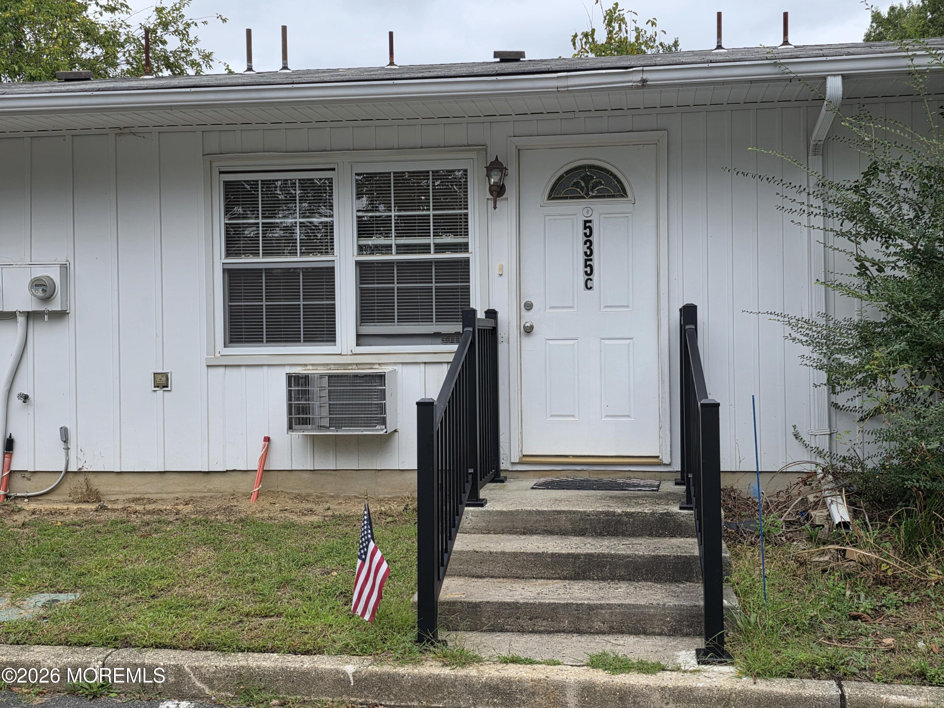 535 Dartmoor Court Lakewood NJ 08701