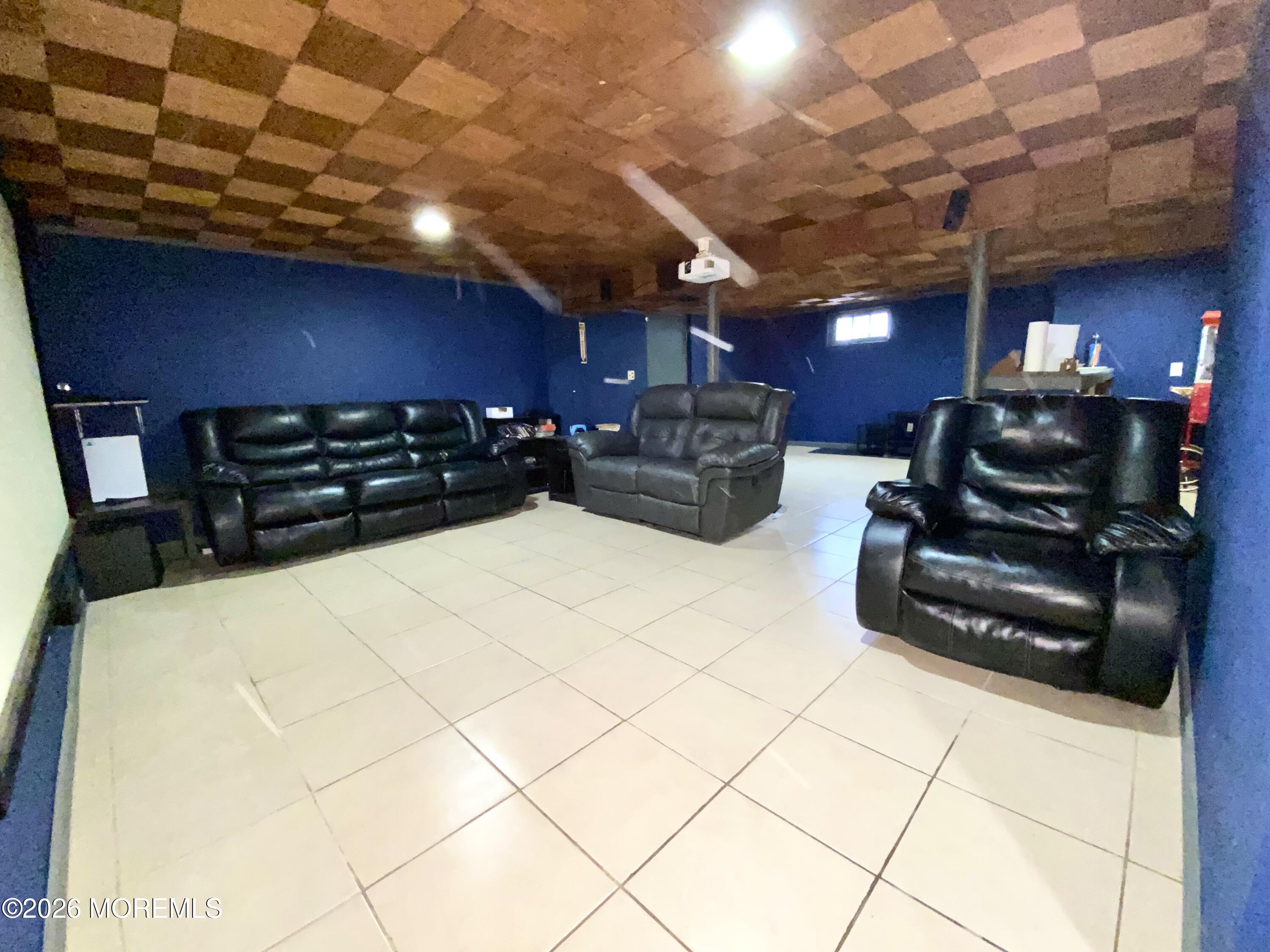 23 Cleveland Avenue South River NJ 08882