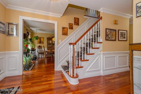 25 Whitney Drive Marlboro NJ 07746