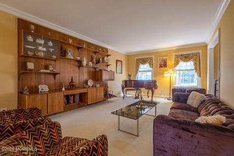 25 Whitney Drive Marlboro NJ 07746