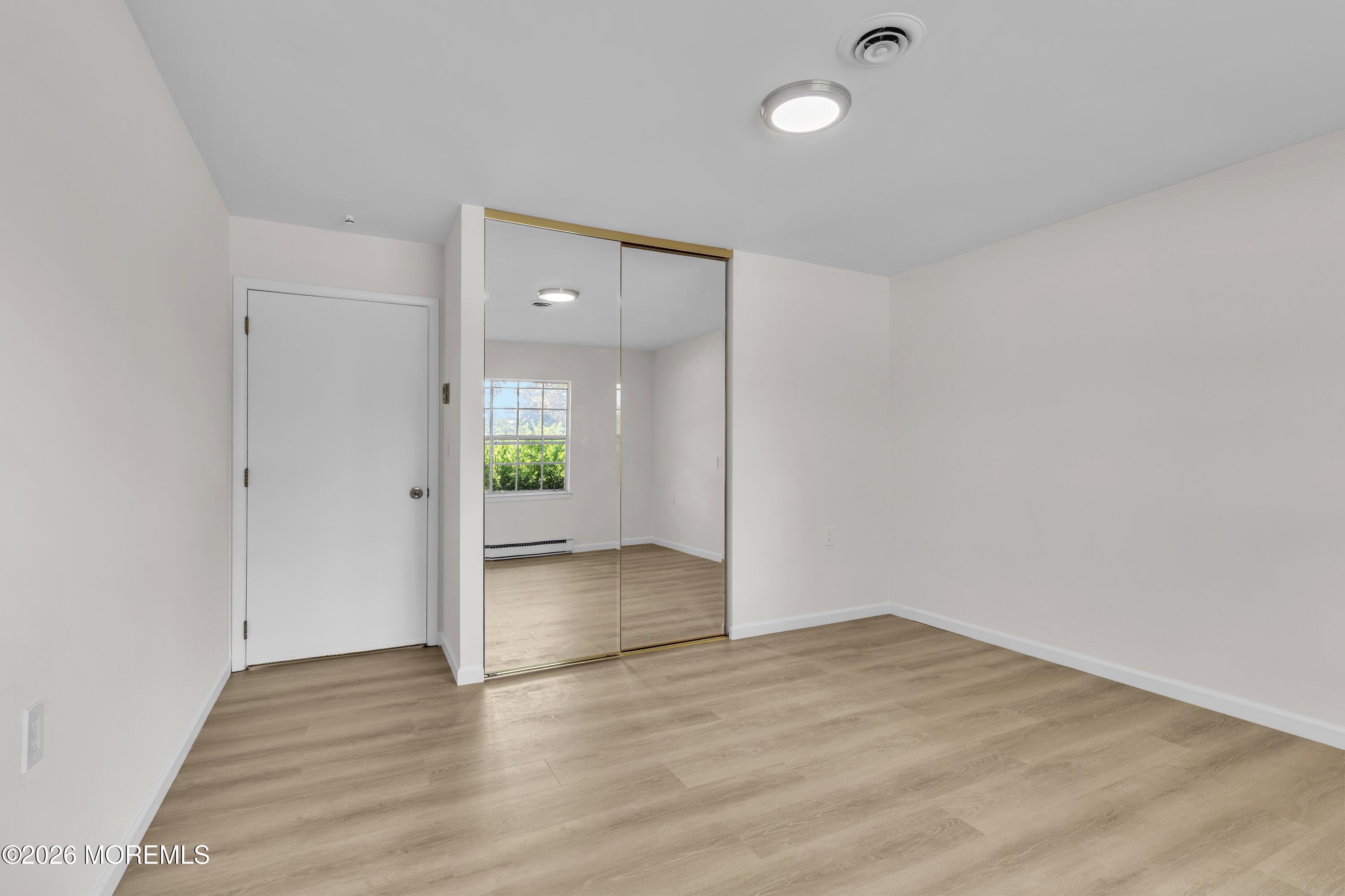 32 Yorkshire Court Manchester NJ 08759