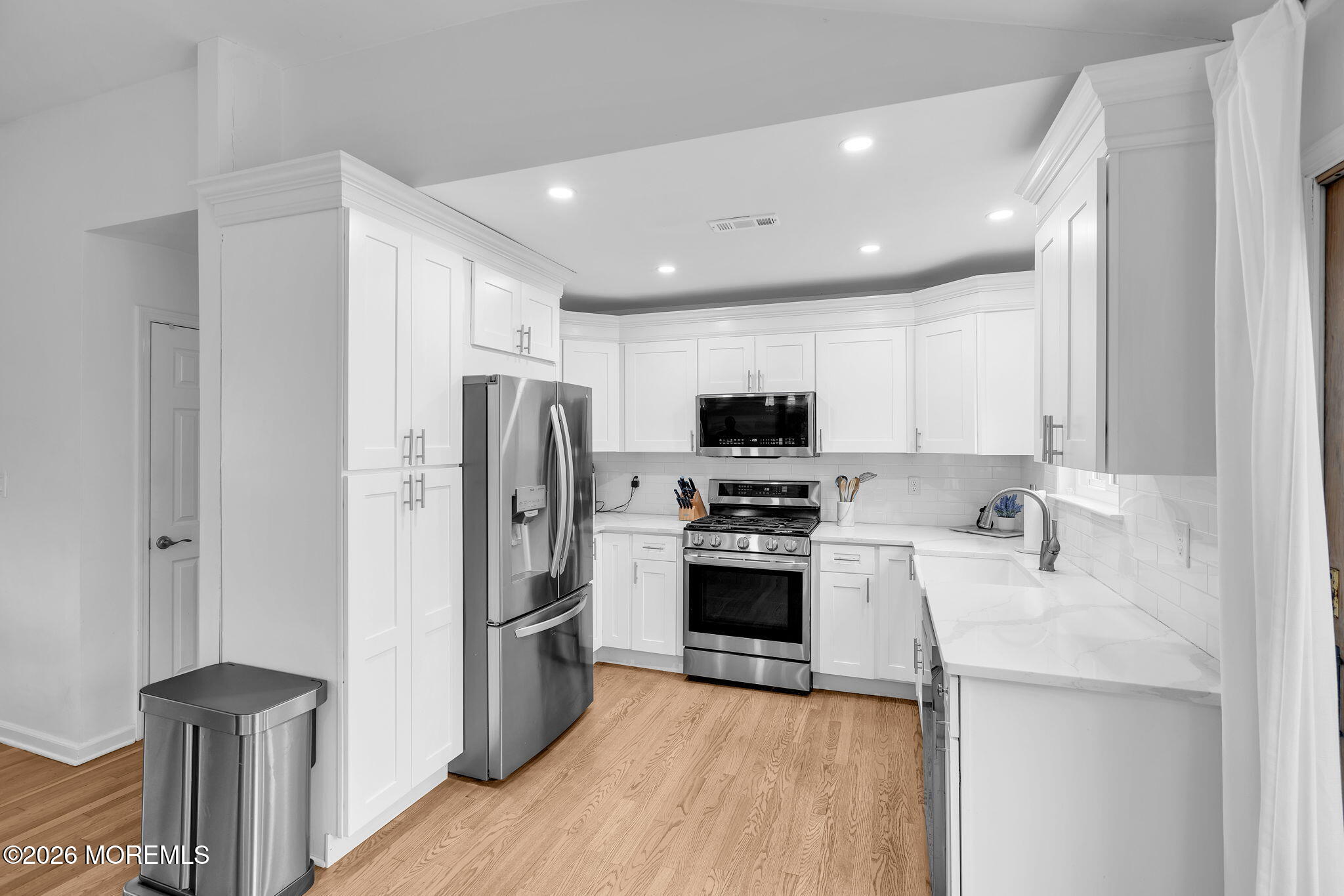 9 Kensington Drive Howell NJ 07731