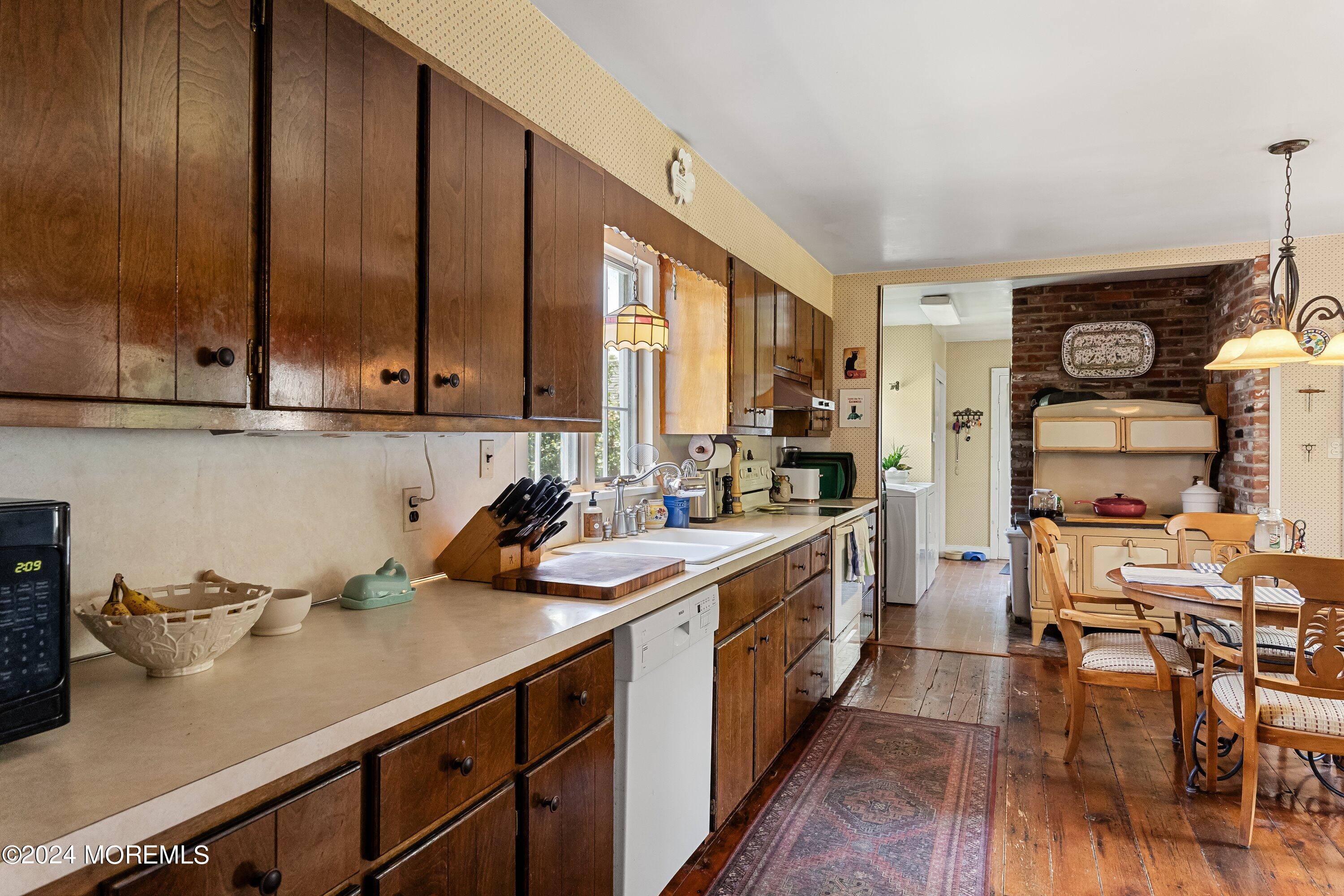 151 Burlington Path Road Cream Ridge NJ 08514