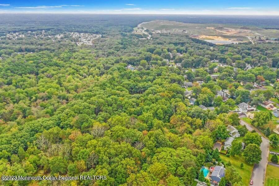 2557 Huckleberry Road Manchester NJ 08759