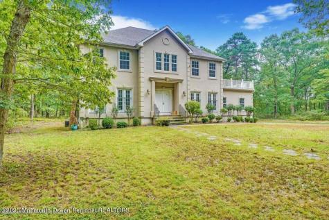 2557 Huckleberry Road Manchester NJ 08759