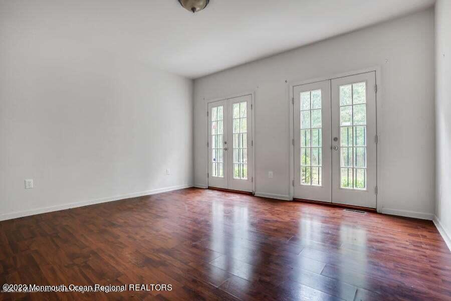 2557 Huckleberry Road Manchester NJ 08759