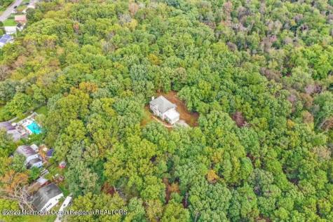 2557 Huckleberry Road Manchester NJ 08759