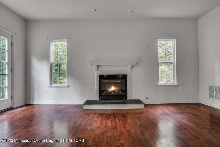 2557 Huckleberry Road Manchester NJ 08759