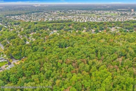 2557 Huckleberry Road Manchester NJ 08759