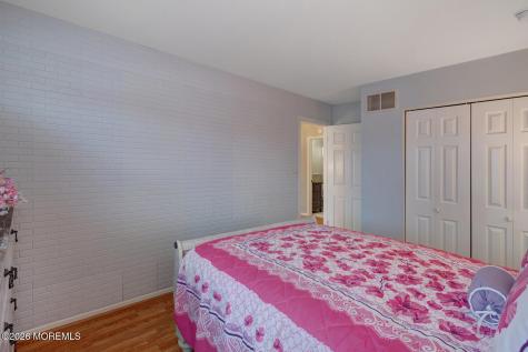223 Serpent Lane Manahawkin NJ 08050