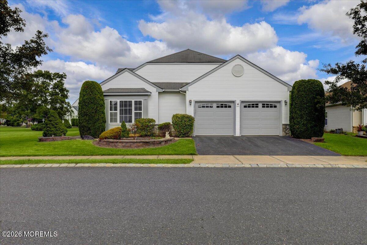 4 Margaux Drive Manchester NJ 08759