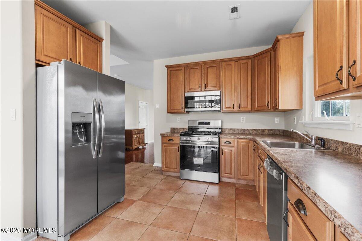 4 Margaux Drive Manchester NJ 08759