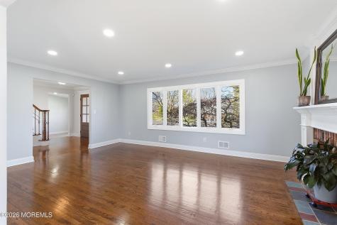 14 Koosman Drive Leonardo NJ 07737