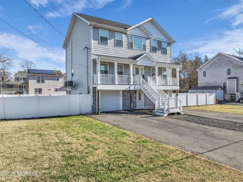 315 Parisen Avenue Bayville NJ 08721