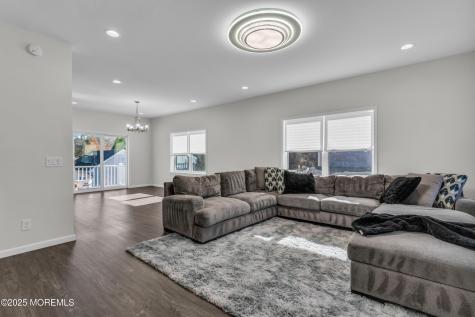 315 Parisen Avenue Bayville NJ 08721