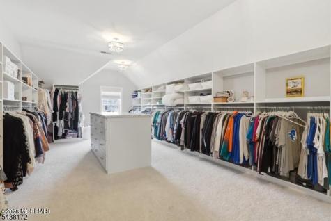 18 Waterford Way Lincroft NJ 07738