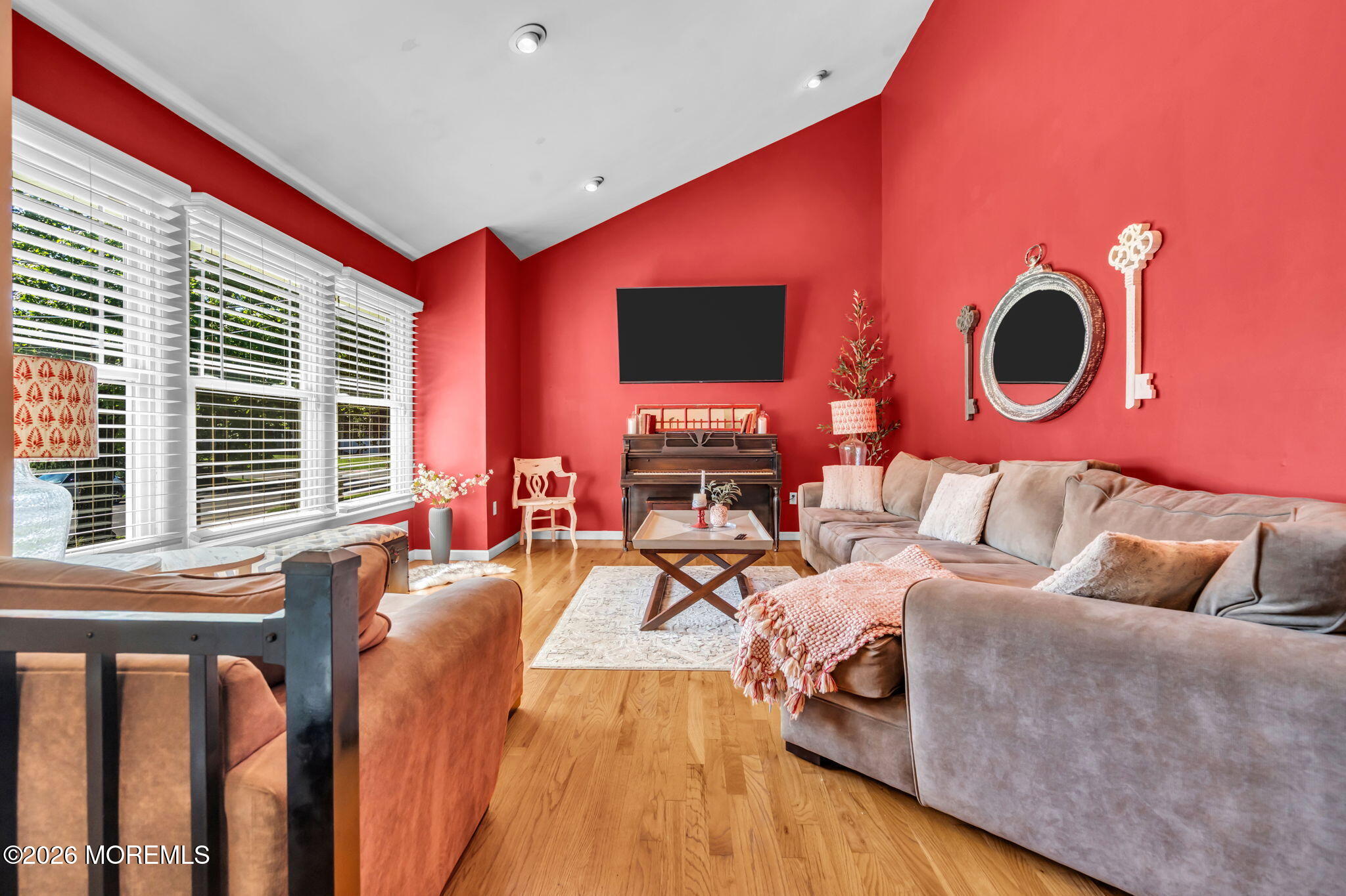 18 Wylie Terrace Morganville NJ 07751