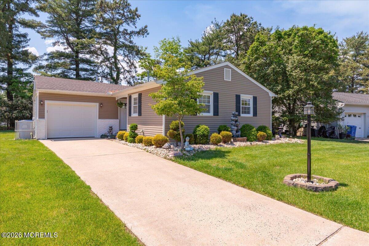 12 Cambridge Court Toms River NJ 08757