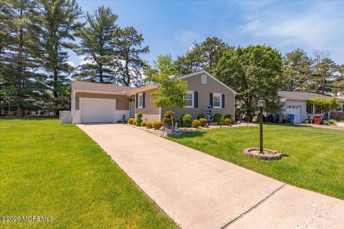 12 Cambridge Court Toms River NJ 08757