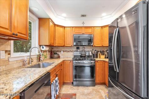 12 Cambridge Court Toms River NJ 08757