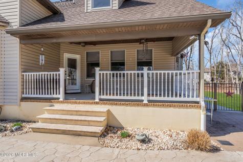 2281 Clover Hill Lane Toms River NJ 08755