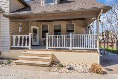 2281 Clover Hill Lane Toms River NJ 08755