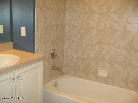 612 Sophee Lane Lakewood NJ 08701