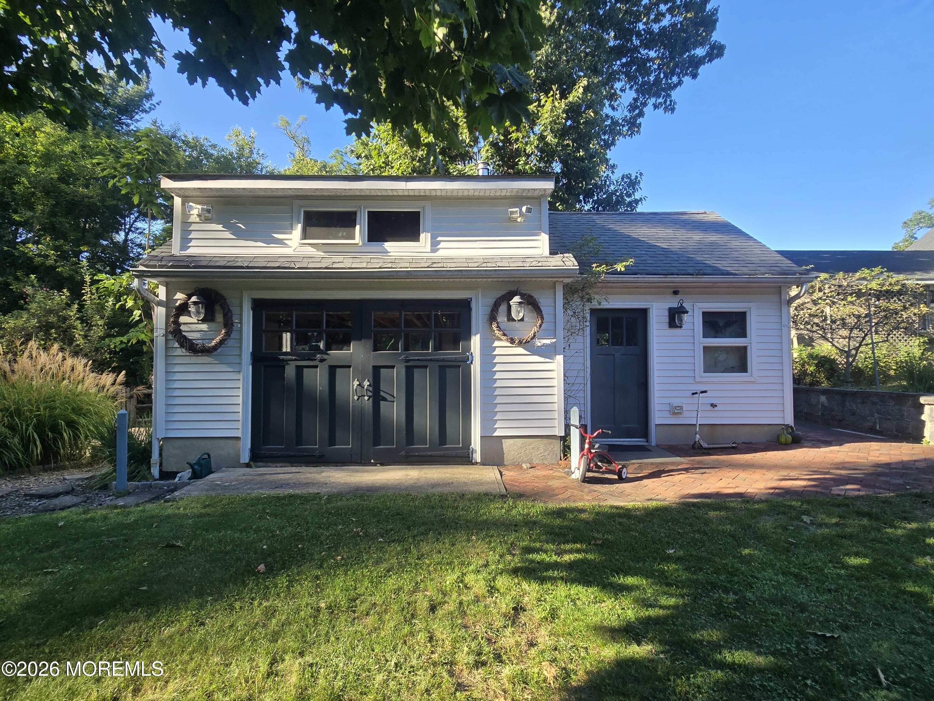 712 Holmdel Road Holmdel NJ 07733