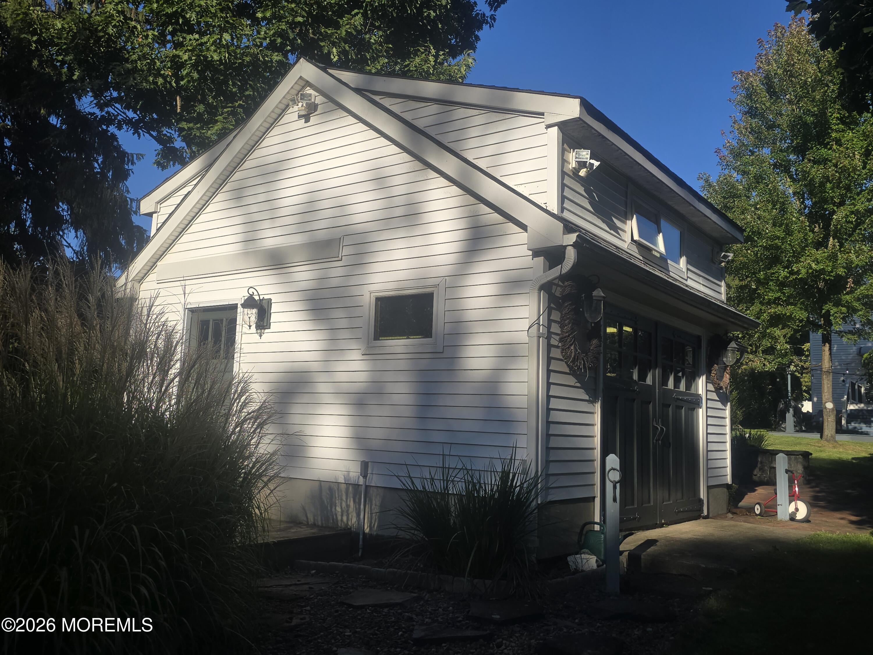 712 Holmdel Road Holmdel NJ 07733